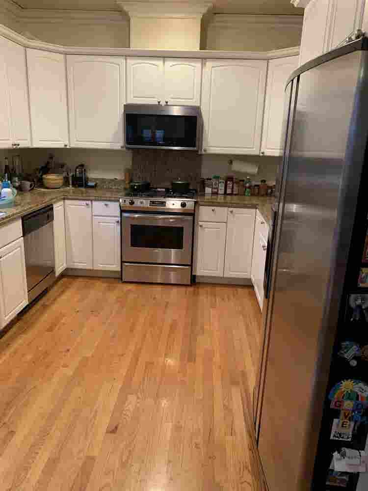 Spacious Bdrm In Beautiful Home