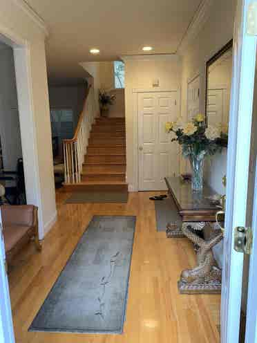 Spacious Bdrm In Beautiful Home