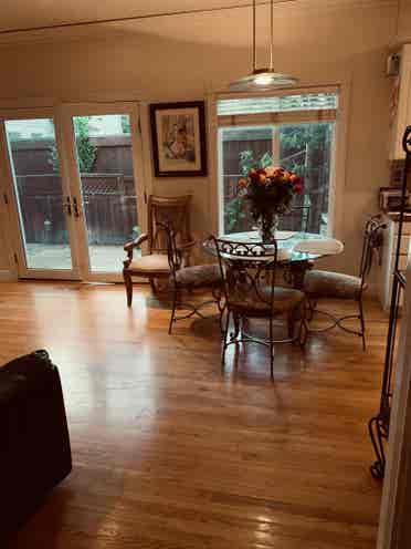 Spacious Bdrm In Beautiful Home