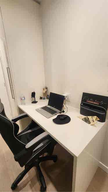 Looking for a female flatmate