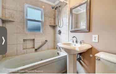 Room available in Edison