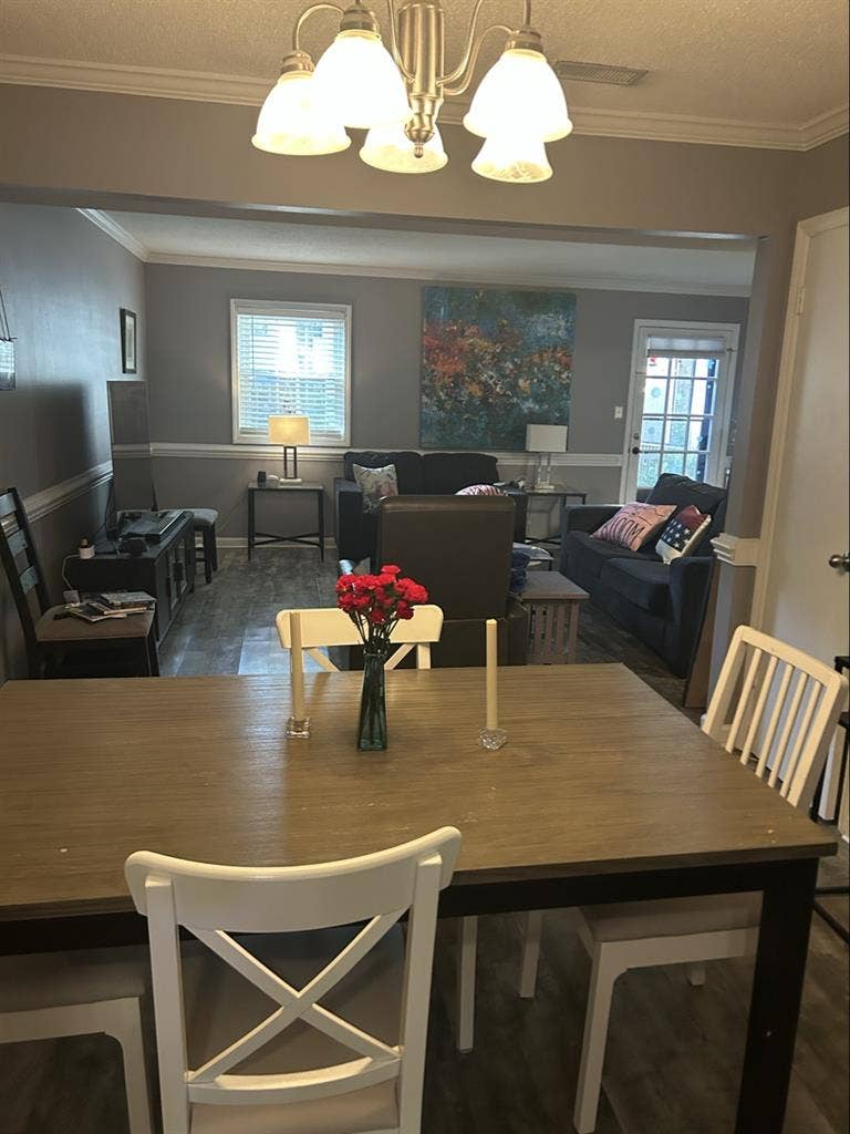 Quiet North Raleigh neighborhood