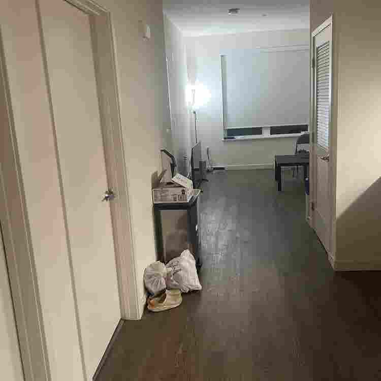 Seeking a new roommate for lease
