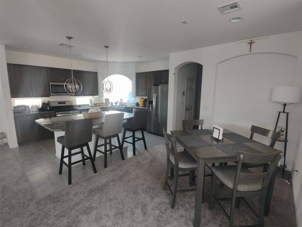 Private room $ IG iamivanino