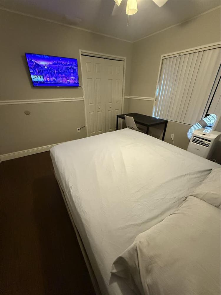 West Boca - bedroom & shared bath.