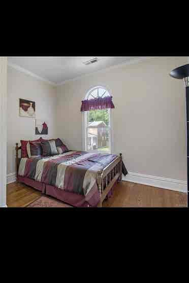 Room and Private Bath for Rent