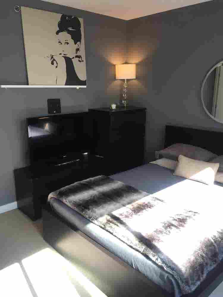 FULLY FURNISHED NEAR CENTRAL PARK