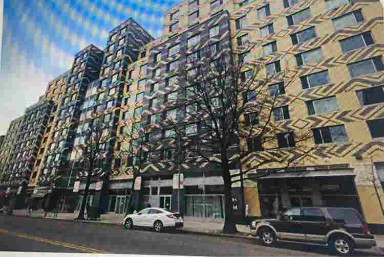 FULLY FURNISHED NEAR CENTRAL PARK