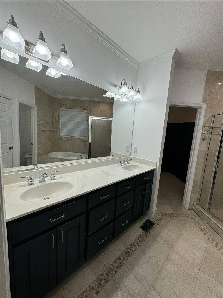 Master Bedroom with private jacuzzi
