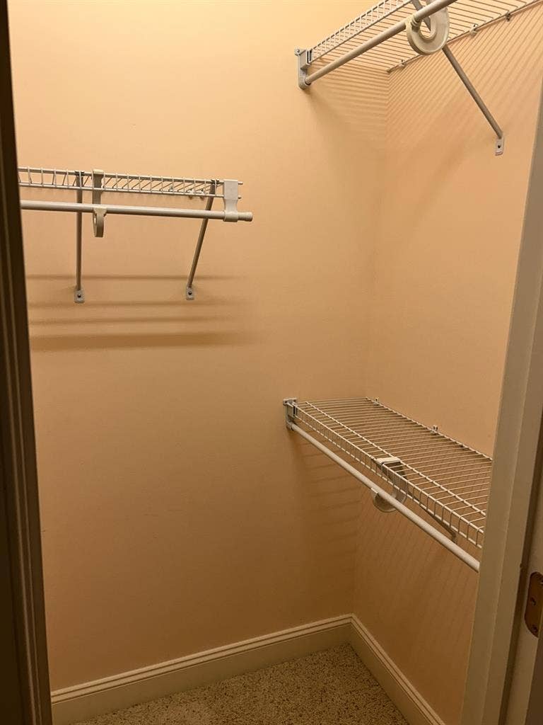 $ Furnished Room for Rent