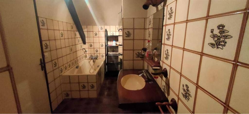 Shared accomodation available