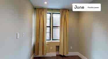 3 BR in New York City