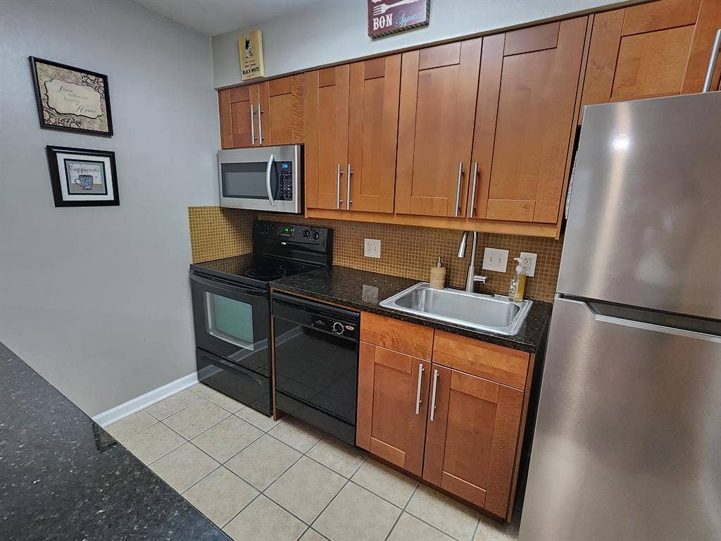 Fully Furnished, All Bills Paid!