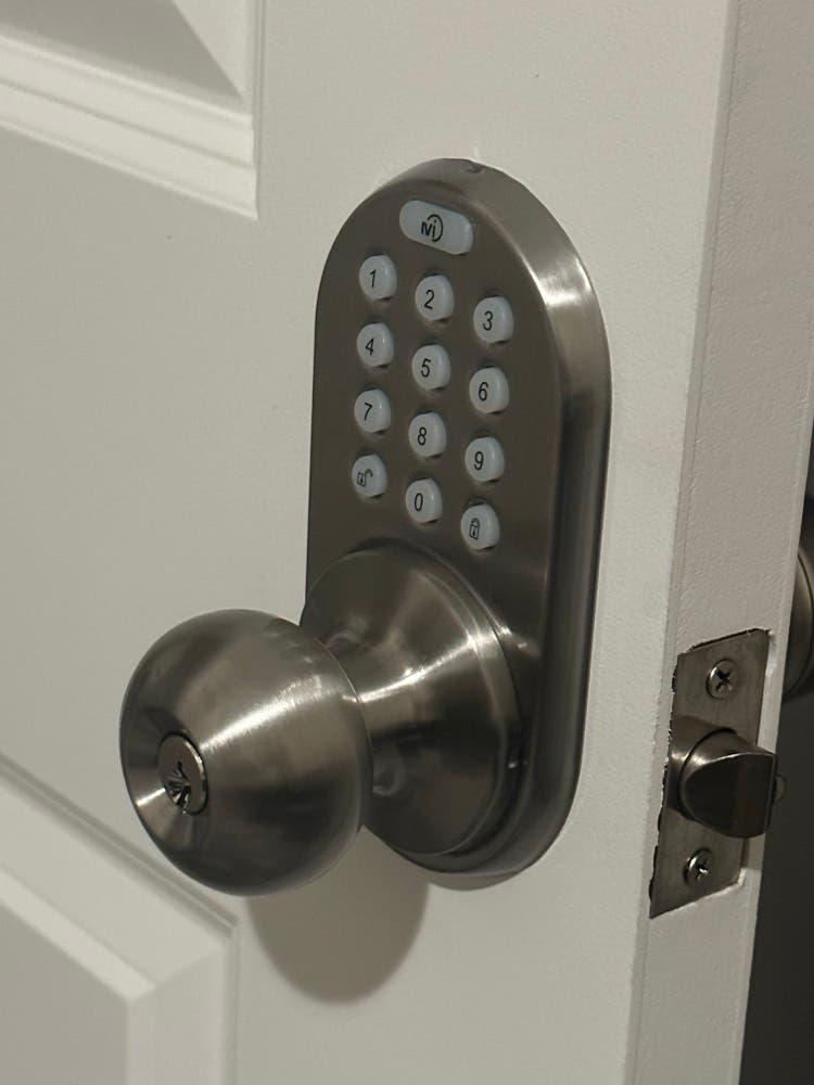 Gated property. Private Bathroom