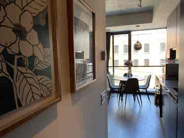 Condo on King West 5*