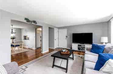 Share the apt w me! 5 min from UB