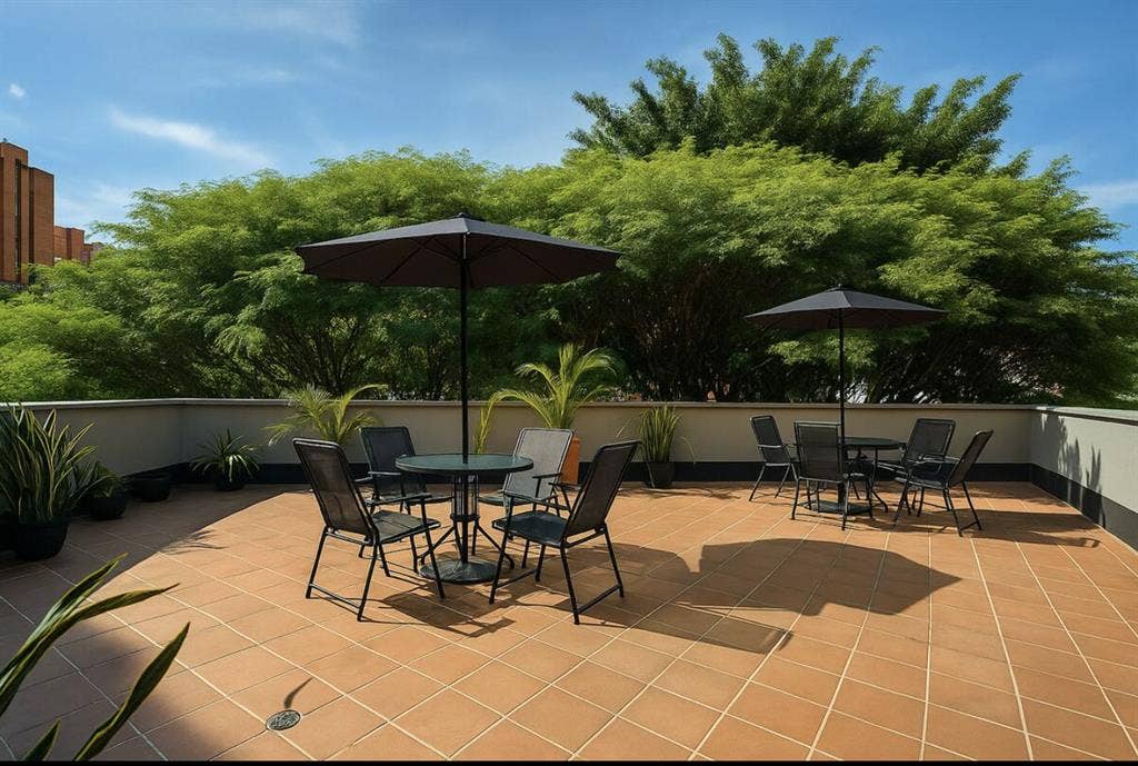Private Room in Laureles.