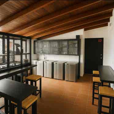 Private Room in Laureles.