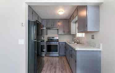 Room to rent in Mission Beach !