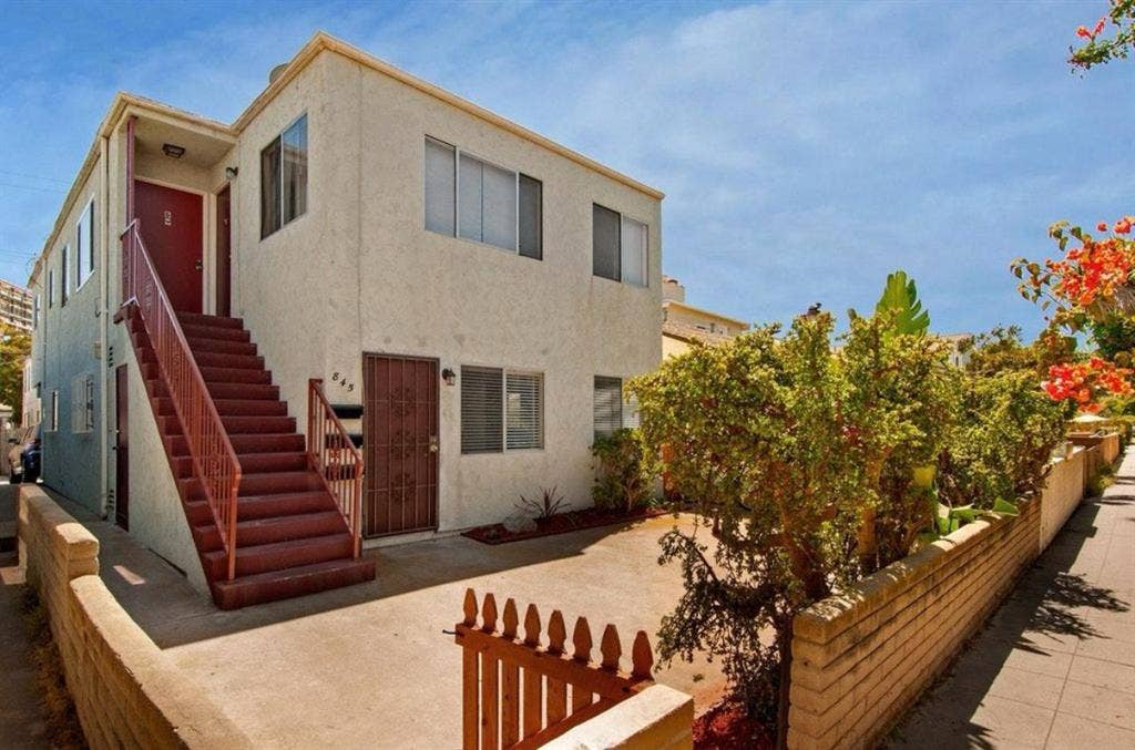 Room to rent in Mission Beach !