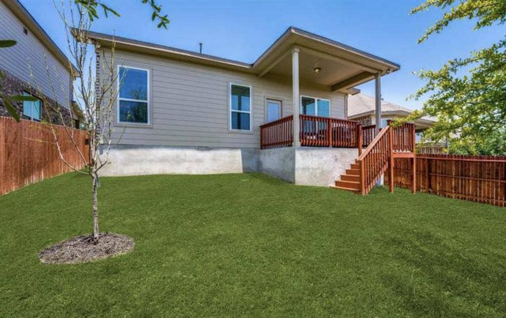 Room 4 Rent in Alamo Ranch Area