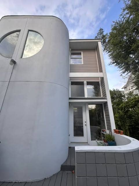 Collegetown Townhome!