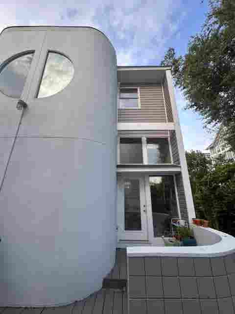 Collegetown Townhome!