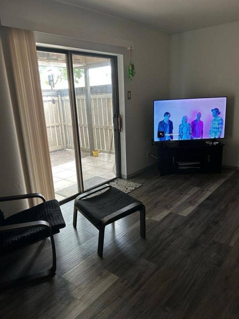 Furnished room. Location location