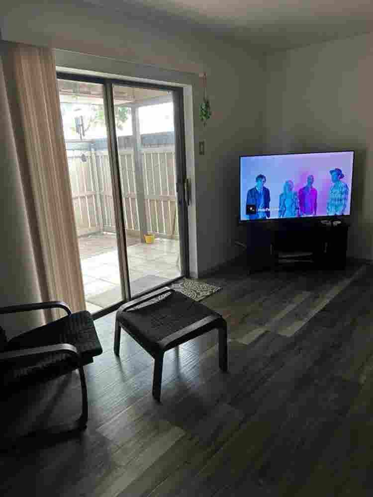 Furnished room. Location location