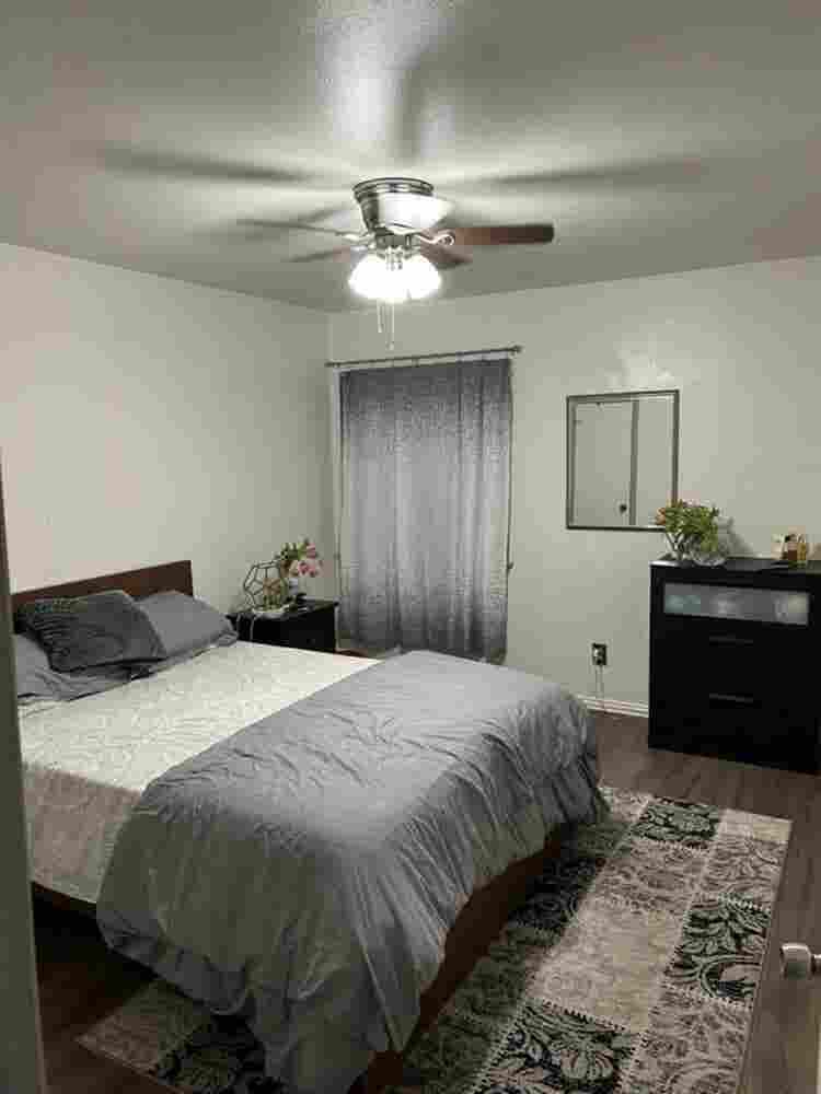 Furnished room. Location location