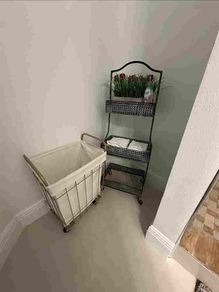 Two Rooms with independent entrance