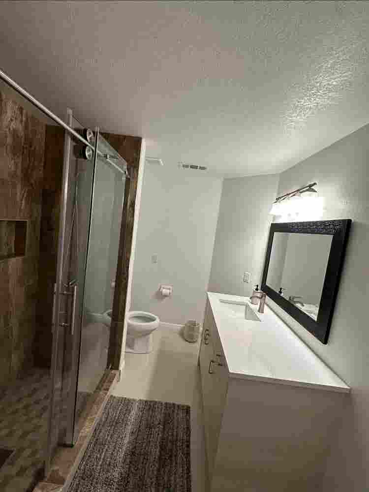 Two Rooms with independent entrance
