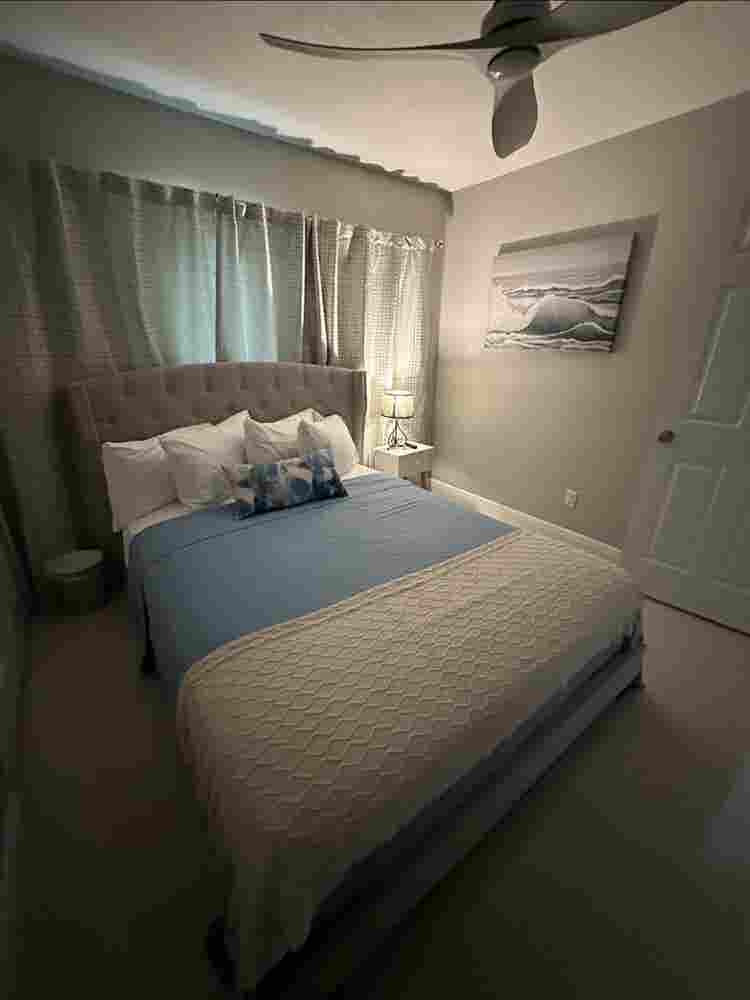 Two Rooms with independent entrance