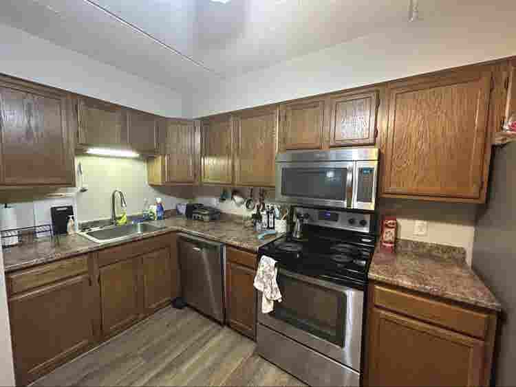 Summit Ter Apt