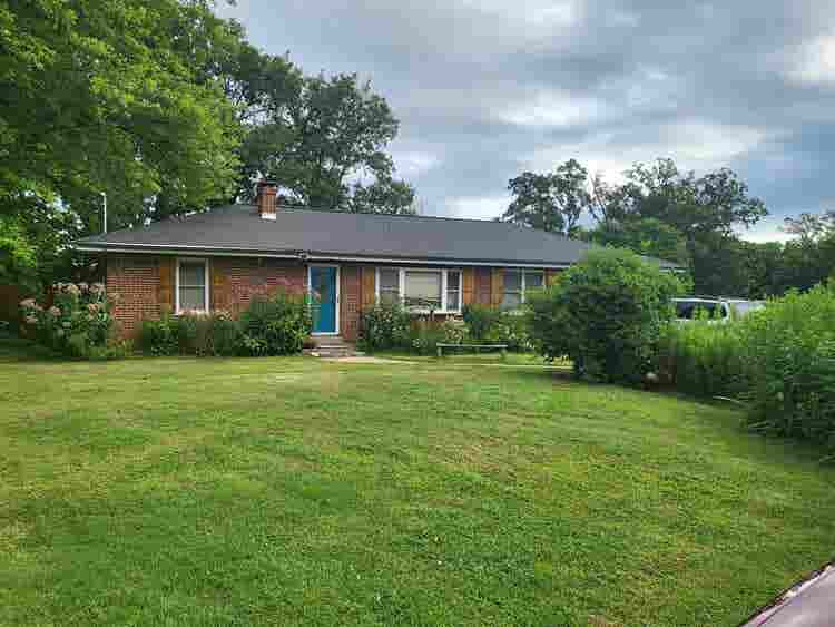 Room in Shared Home, Winghaven