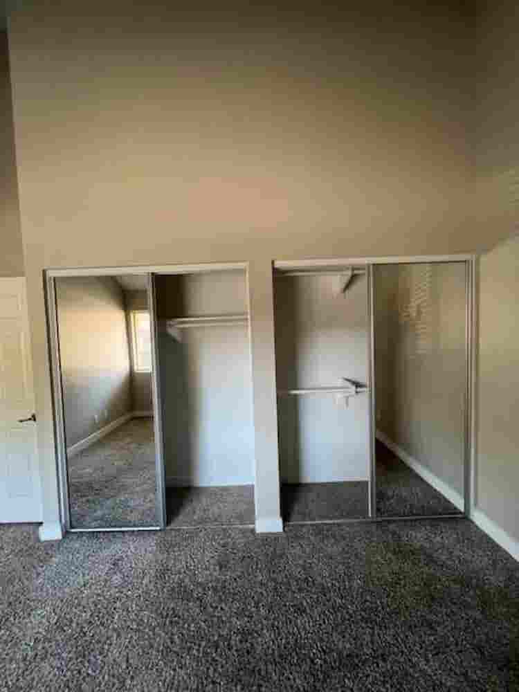 Private room available to movein