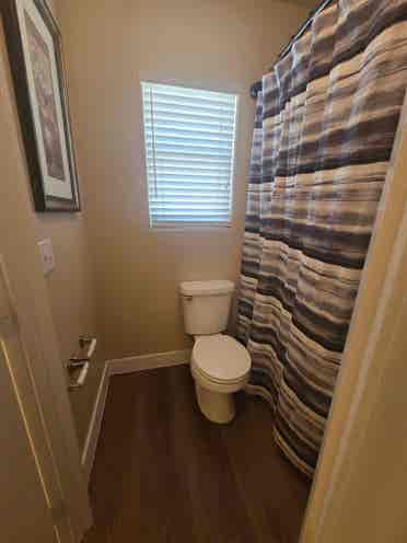Private bedroom w/ shared bathroom