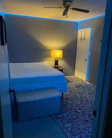Private bedroom w/ shared bathroom