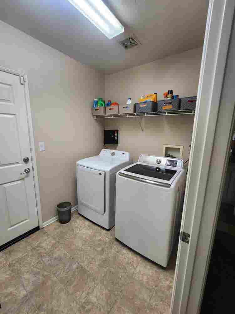 Spacious Master Room in rent