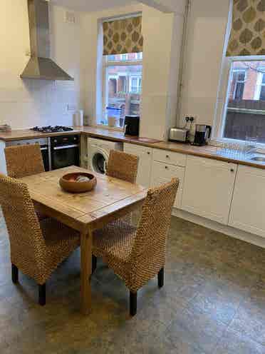 Double room to let LE3 area Leic