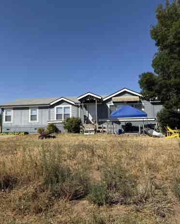 2 rooms available