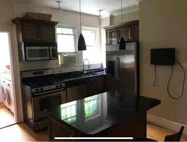 Looking for  roommates. Melrose