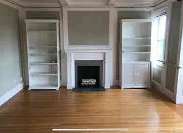 Looking for  roommates. Melrose