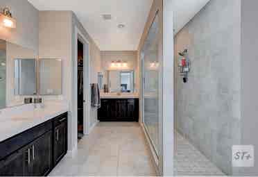 Beautiful home in a private comm