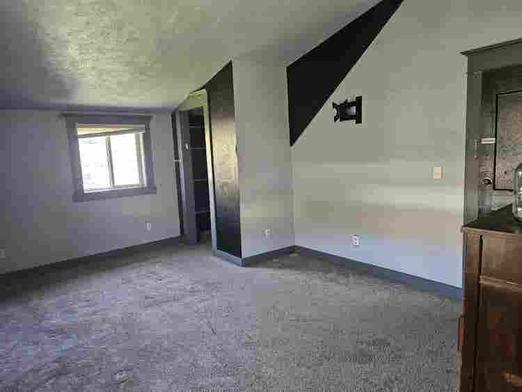 Room near Centennial trail