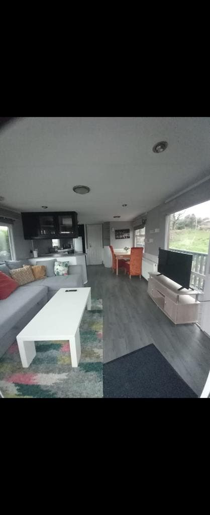 Self contained Cabin