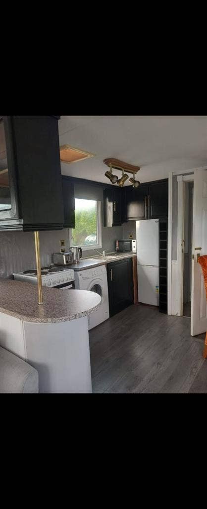 Self contained Cabin