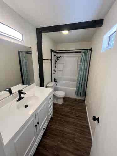 Spare room to rent. No utility bill