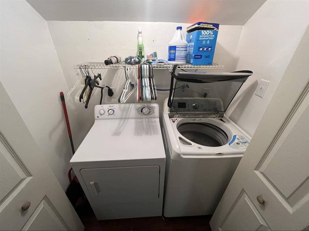 Spare room to rent. No utility bill