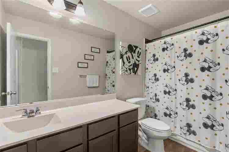 ROOM FOR RENT $ EVERYTHING INCL